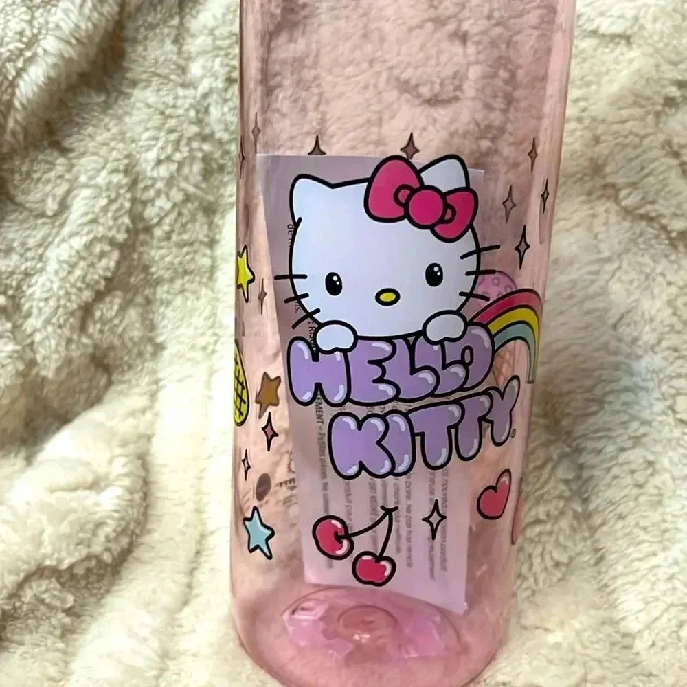 Hello Kitty Plastic Sport Bottle new